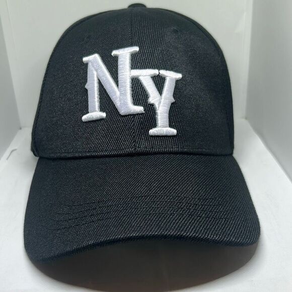 🧢 Black Baseball Cap with White “NY” Embroidery – Adjustable 🧢 - Picture 1 of 5